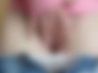 NaughtyBlooms's Live Sex Cam Show