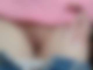 NaughtyBlooms's Live Sex Cam Show