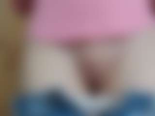NaughtyBlooms's Live Sex Cam Show