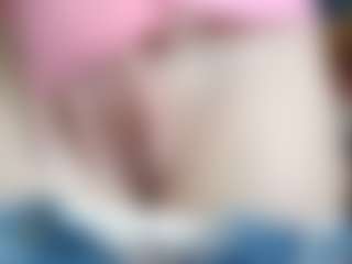 NaughtyBlooms's Live Sex Cam Show