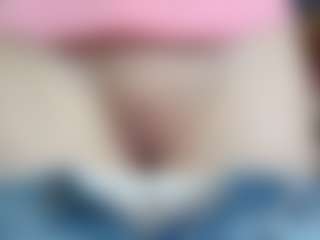 NaughtyBlooms's Live Sex Cam Show