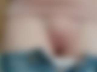 NaughtyBlooms's Live Sex Cam Show