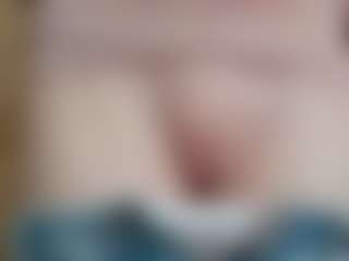 NaughtyBlooms's Live Sex Cam Show