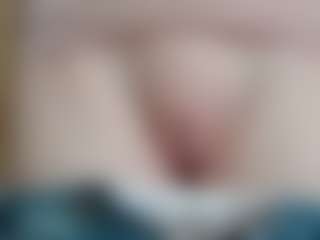 NaughtyBlooms's Live Sex Cam Show