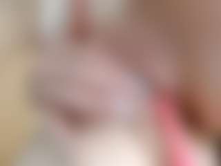 NaughtyBlooms's Live Sex Cam Show