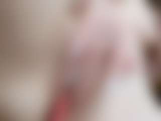 NaughtyBlooms's Live Sex Cam Show