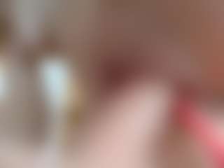 NaughtyBlooms's Live Sex Cam Show