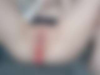 NaughtyBlooms's Live Sex Cam Show