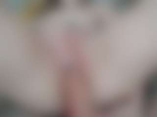 NaughtyBlooms's Live Sex Cam Show