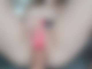 NaughtyBlooms's Live Sex Cam Show