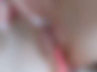 NaughtyBlooms's Live Sex Cam Show