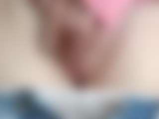 NaughtyBlooms's Live Sex Cam Show