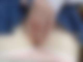 NaughtyBlooms's Live Sex Cam Show