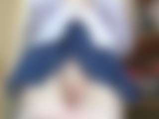 NaughtyBlooms's Live Sex Cam Show
