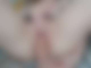 NaughtyBlooms's Live Sex Cam Show