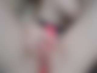 NaughtyBlooms's Live Sex Cam Show