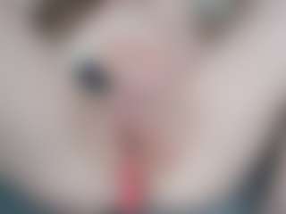 NaughtyBlooms's Live Sex Cam Show