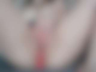 NaughtyBlooms's Live Sex Cam Show