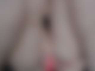 NaughtyBlooms's Live Sex Cam Show