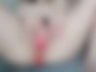 NaughtyBlooms's Live Sex Cam Show