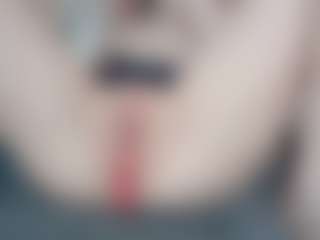 NaughtyBlooms's Live Sex Cam Show