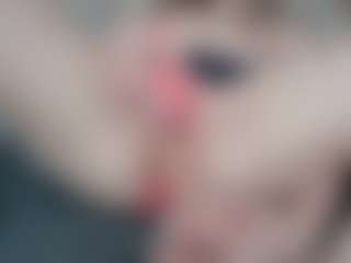 NaughtyBlooms's Live Sex Cam Show