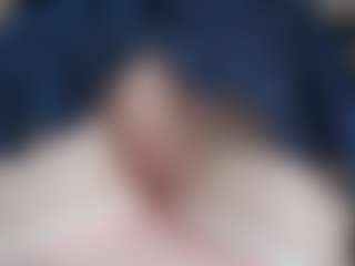 NaughtyBlooms's Live Sex Cam Show