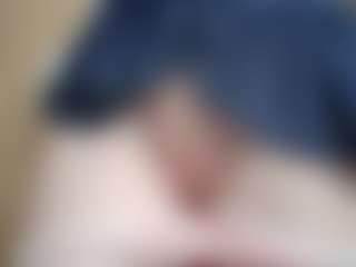 NaughtyBlooms's Live Sex Cam Show