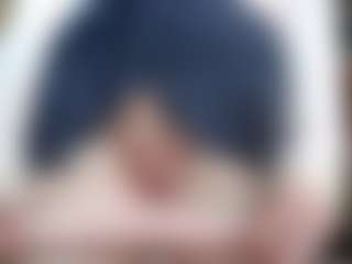 NaughtyBlooms's Live Sex Cam Show