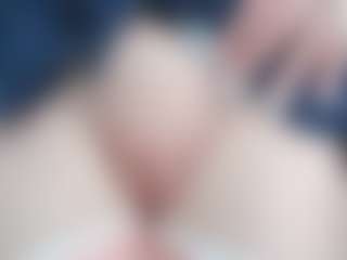 NaughtyBlooms's Live Sex Cam Show