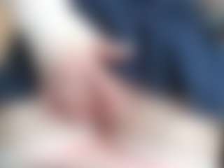 NaughtyBlooms's Live Sex Cam Show
