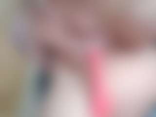 NaughtyBlooms's Live Sex Cam Show
