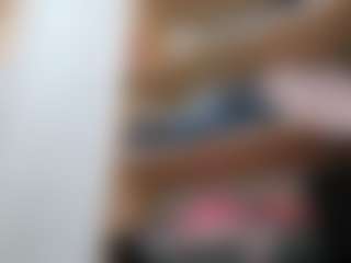 NaughtyBlooms's Live Sex Cam Show