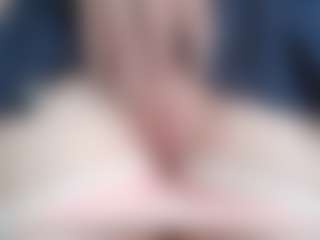 Live cam show with NaughtyBlooms - Sexy on Camsoda