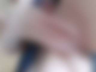 NaughtyBlooms's Live Sex Cam Show