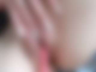 NaughtyBlooms's Live Sex Cam Show