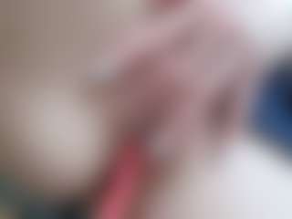 NaughtyBlooms's Live Sex Cam Show