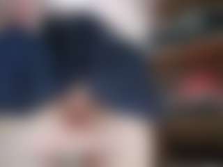 NaughtyBlooms's Live Sex Cam Show