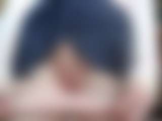 NaughtyBlooms's Live Sex Cam Show