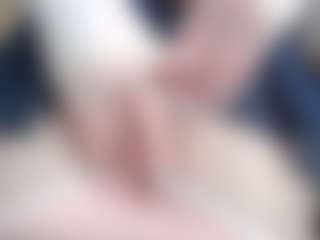 NaughtyBlooms's Live Sex Cam Show