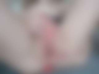 NaughtyBlooms's Live Sex Cam Show