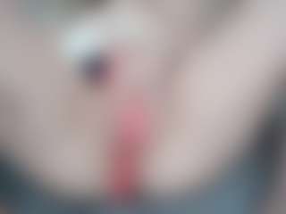 NaughtyBlooms's Live Sex Cam Show