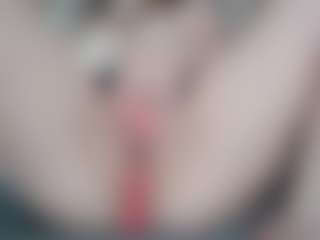 NaughtyBlooms's Live Sex Cam Show