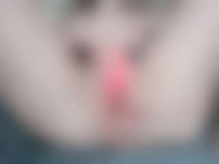NaughtyBlooms's Live Sex Cam Show