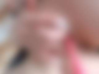 NaughtyBlooms's Live Sex Cam Show