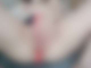 NaughtyBlooms's Live Sex Cam Show