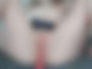 NaughtyBlooms's Live Sex Cam Show