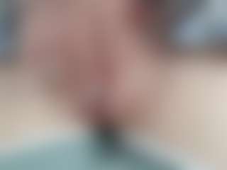 NaughtyBlooms's Live Sex Cam Show