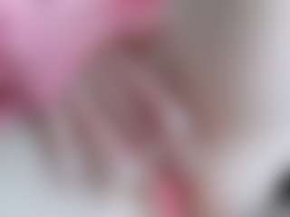 NaughtyBlooms's Live Sex Cam Show