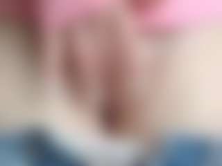 Live cam show with NaughtyBlooms - Hairy Pussy on Camsoda